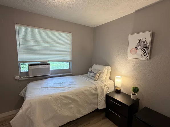 (undisclosed Address), Mount Dora, FL 32757