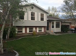 9916 S Roseboro Rd, Sandy, UT 84092