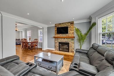2nd image of 3042 N 77th Ct