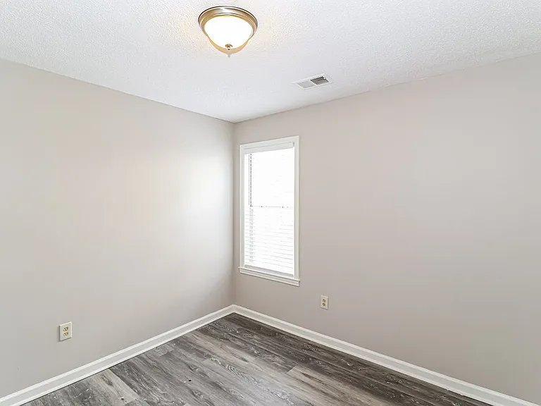 4046 Shady Mill Cv — Photo 13