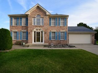 147 Briarcliff Rd, Montgomery, IL 60538