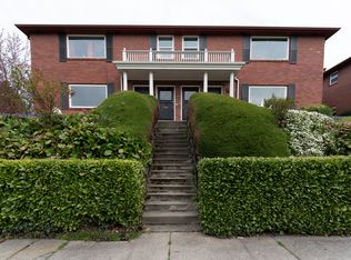 702 N 41st St, Seattle, WA 98103