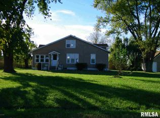 4545 N Hotze Rd, Salem, IL 62881