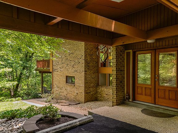 2nd image of 10615 Great Arbor Dr
