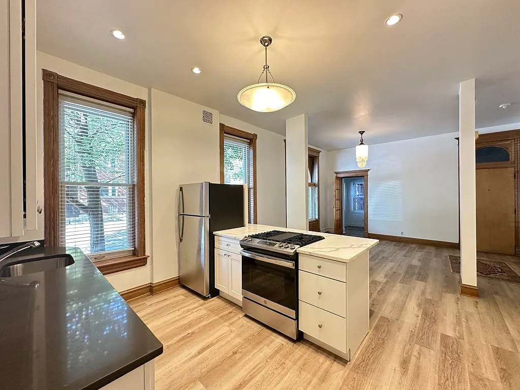 Appealing 2 Bed, 1 Bath at Ashland + Addison (Wrigleyville) — Photo 2