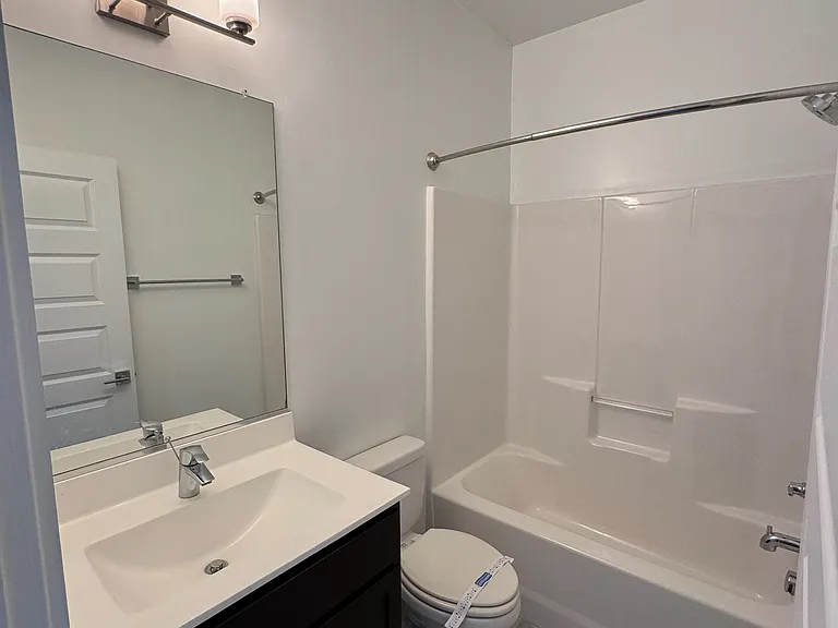 1104 Perry St #B — Photo 7
