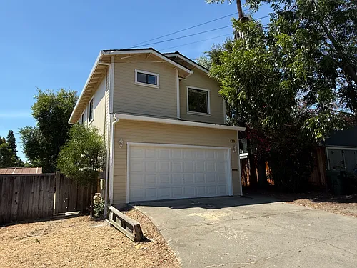 2610 Sycamore St Photo 1