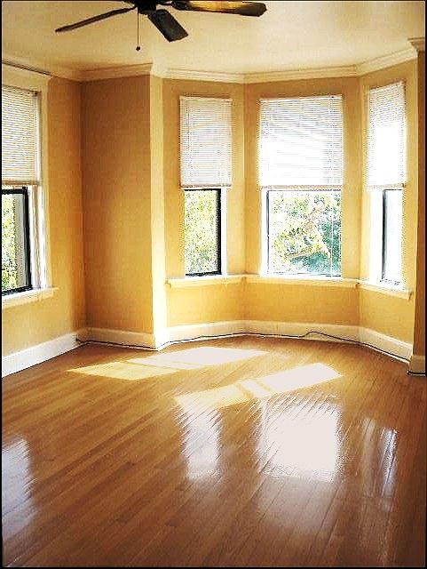 Bedroom with Bay WIndow