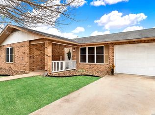 1501 Longhorn, Floresville, TX 78114