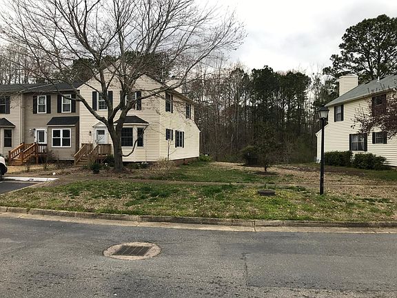 2nd image of 1718 Skiffes Creek Cir