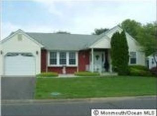 7 Berkshire Rd, Whiting, NJ 08759