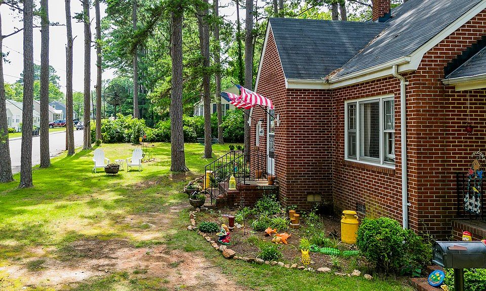 530 Huston St, Chase City, VA 23924 Zillow