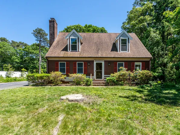 87 Regis Road, East Falmouth, MA 02536