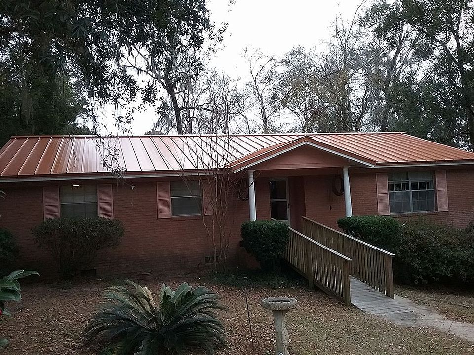 1st image of 315 Hoffman Dr