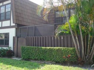 126 Weybridge Cir APT D, Royal Palm Beach, FL 33411