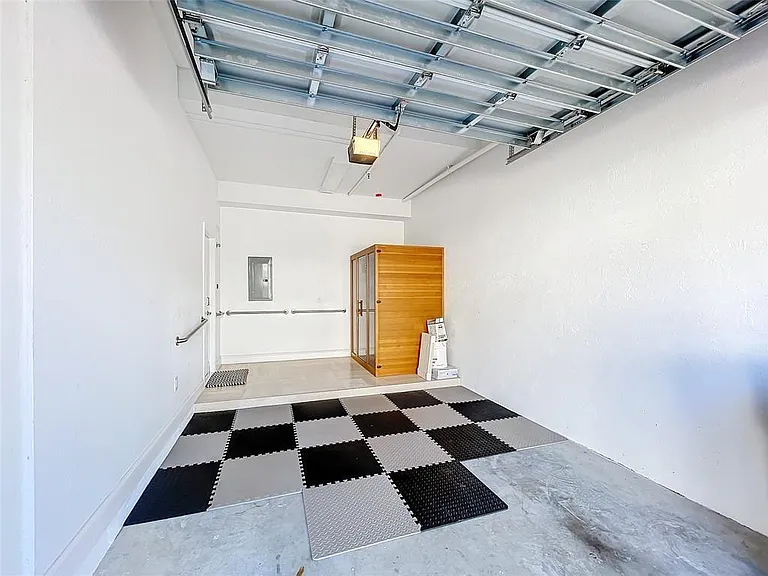 4680 Mimosa Pl #810 — Photo 32