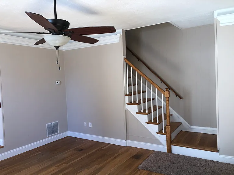 1760 Langport Ave — Photo 10