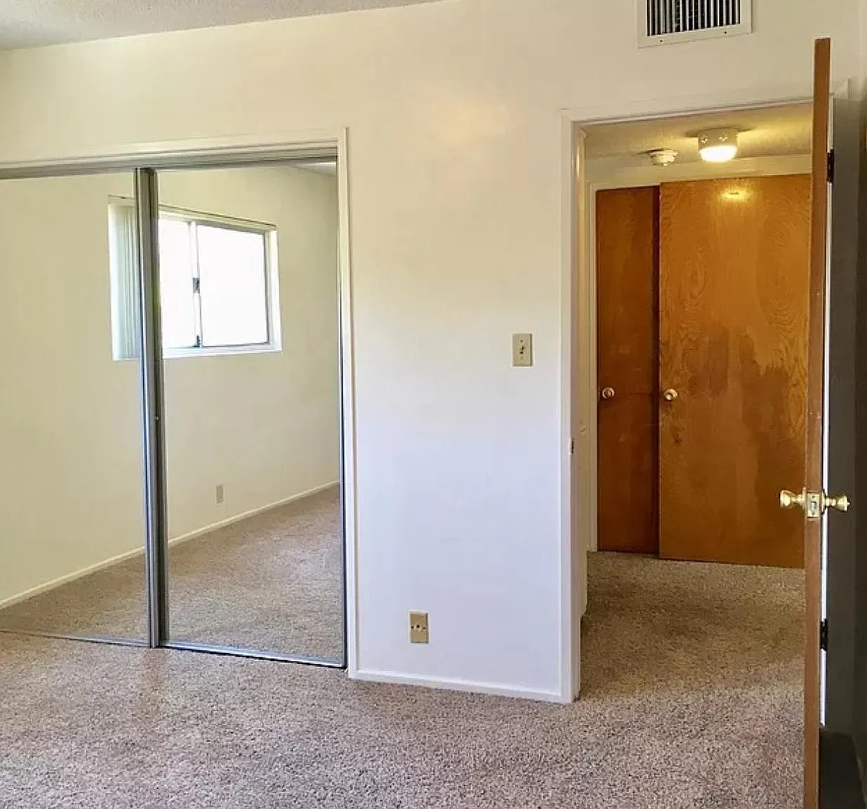 1 bed, 780 sqft, $2,250 — Photo 2