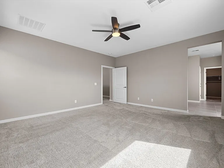 537 Monarch Ridge Ct — Photo 15