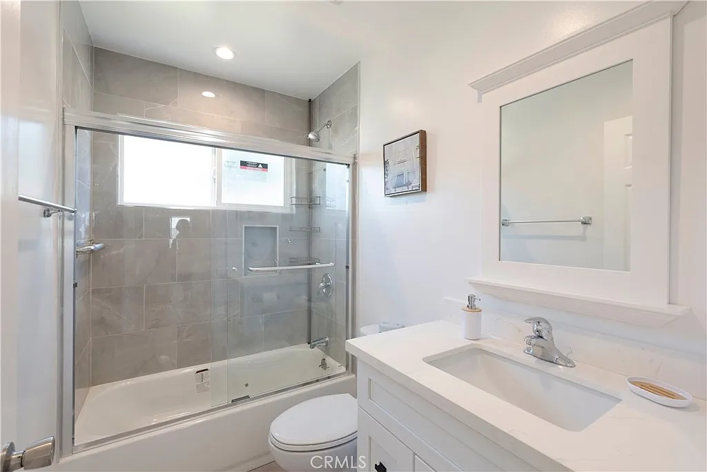 3 bed, 1200 sqft, $4,000 — Photo 4