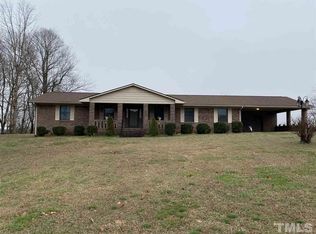 700 Spring Valley Lake Rd, Henderson, NC 27537