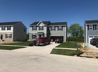 325 Fairfield Ct, Elyria, OH 44035