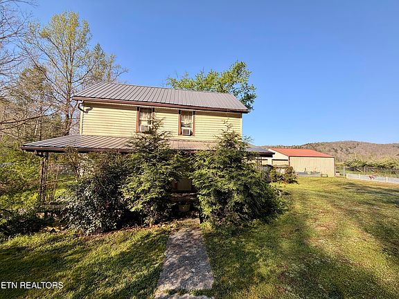 42nd image of 5640 Brimstone Rd