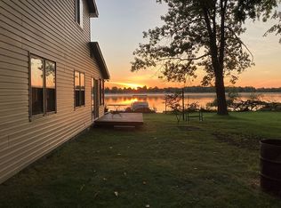 2359 Gale Is, White Lake, MI 48386