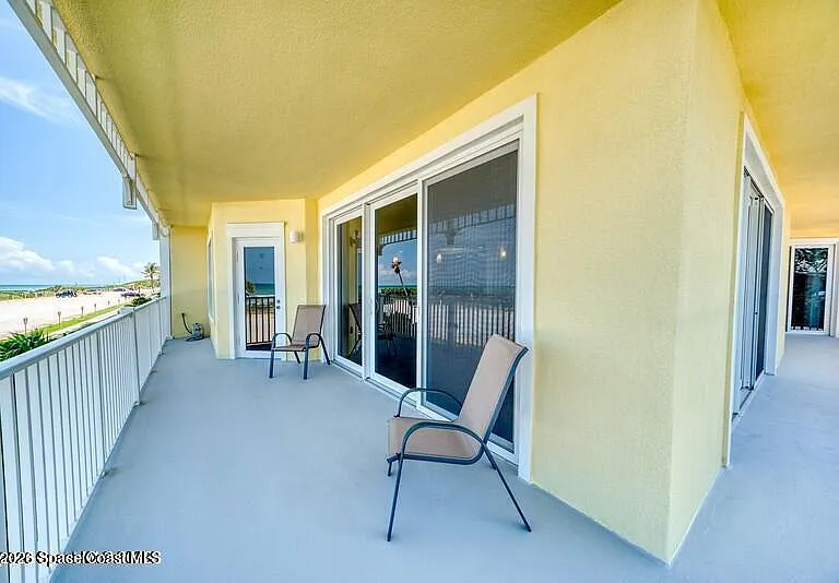 1 8th Ave #1202 — Photo 23
