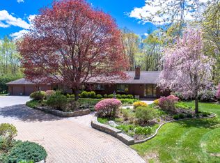 104 Hart Dr, Litchfield, CT 06759