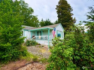 3901 Silver Beach Ave, Bellingham, WA