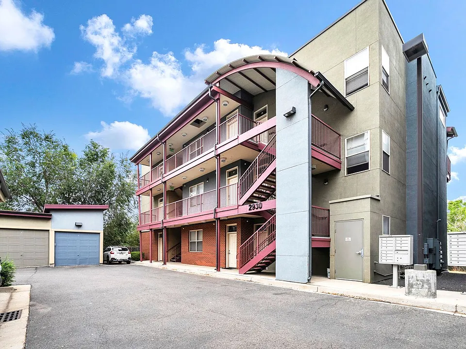 2930 Bluff St #311