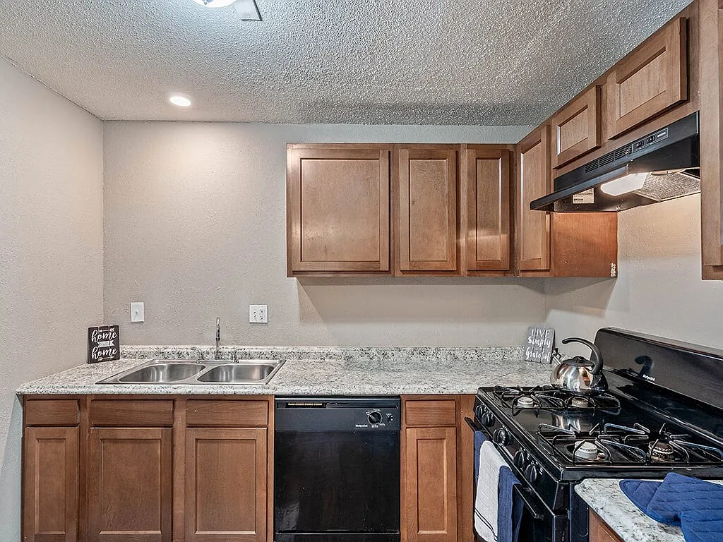 Grant 79 — Photo 2