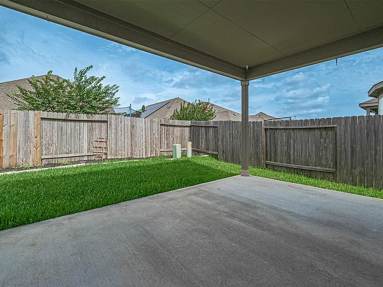 5327 Silver Ledge Dr — Photo 43