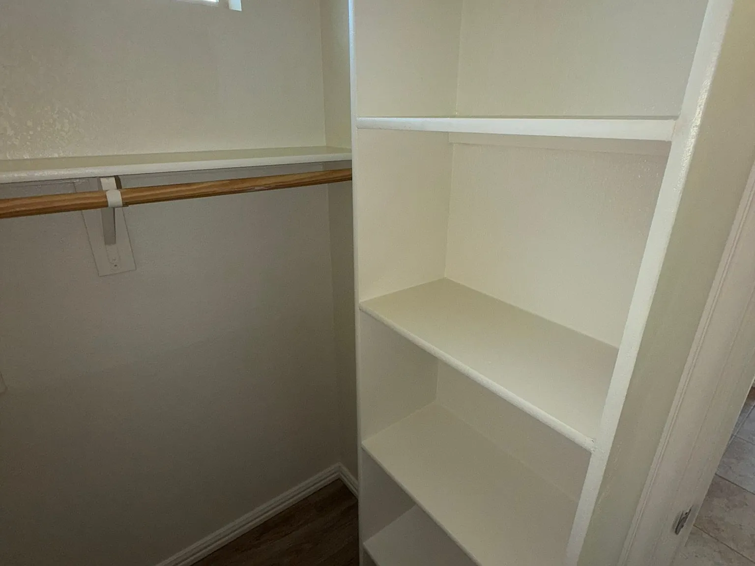 8375 Saddle Brook Drive — Photo 4