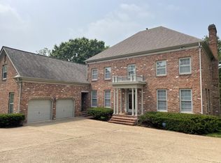 2341 The Woods Ln, Lexington, KY 40502