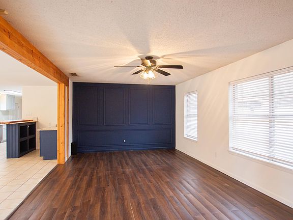 5th image of 7618 Brookhollow Dr
