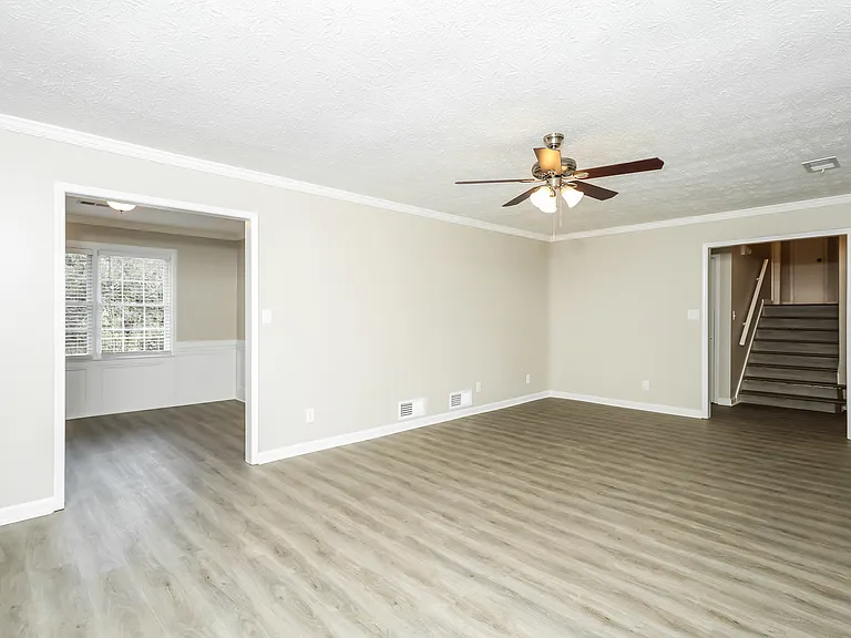 4282 Wrexham Ct — Photo 4