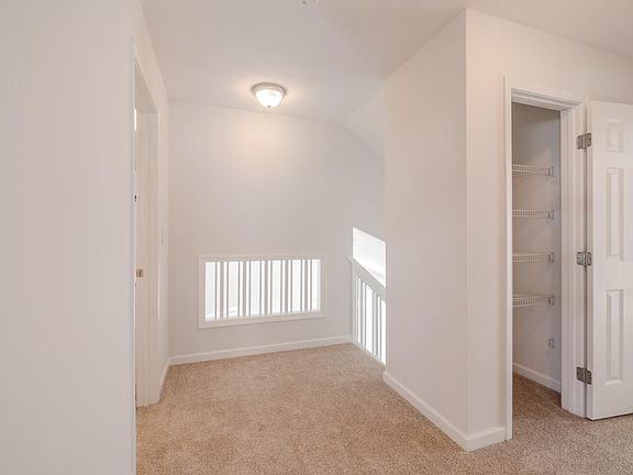 5th image of 8116 Rolling Glenn Dr