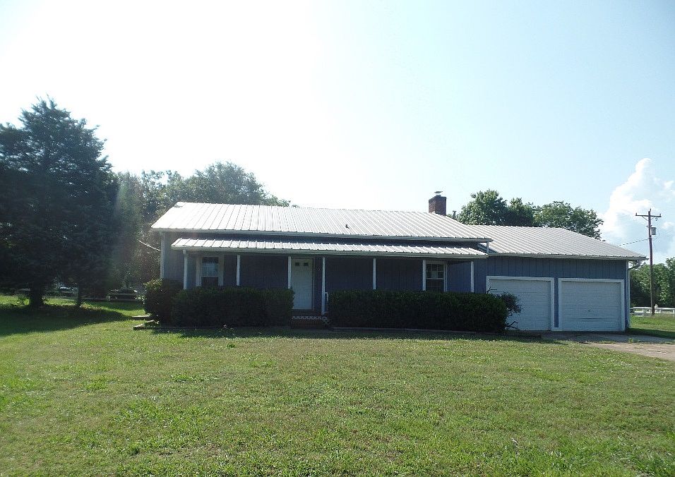 1st image of 912 Birchwood Dr