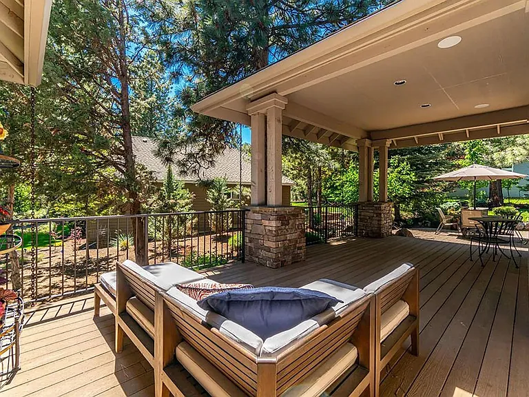 2939 NW Fairway Heights Dr — Photo 45