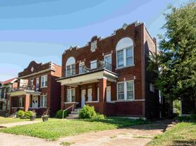 South Town 4929 Chippewa St Saint Louis MO Zillow