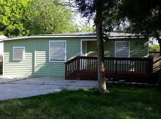 304 18th Ave N, Texas City, TX 77590
