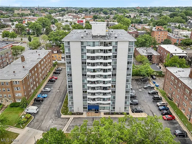 11811 Lake Ave #703 — Photo 1