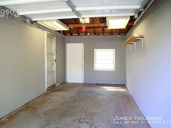 5th image of 1050 Flora Ln