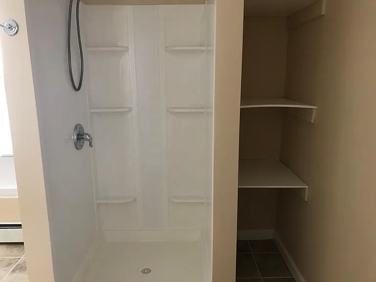 178 Bell St #2 — Photo 5