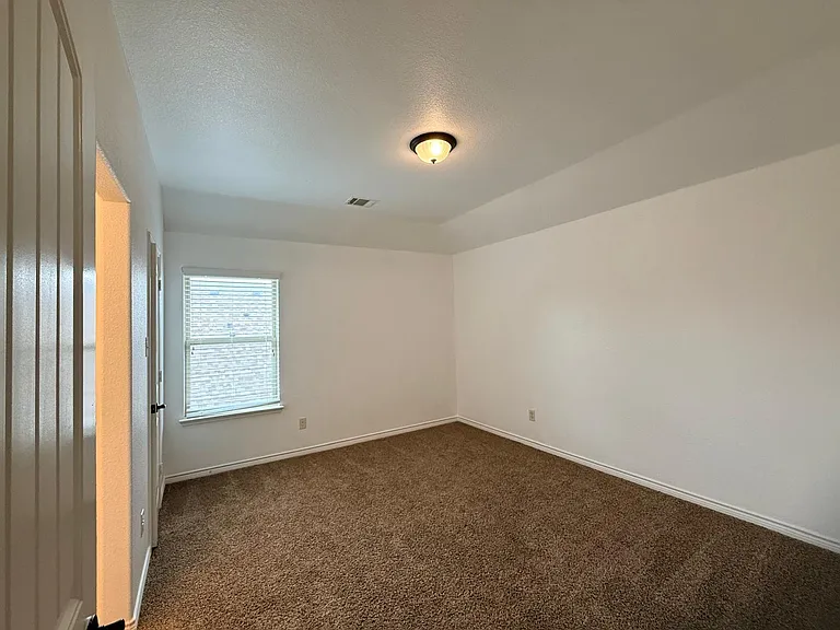 160 Stevenson Dr — Photo 41