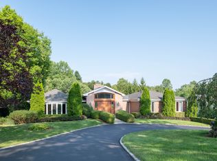 9 Rolling Hills Ln, Harrison, NY 10528