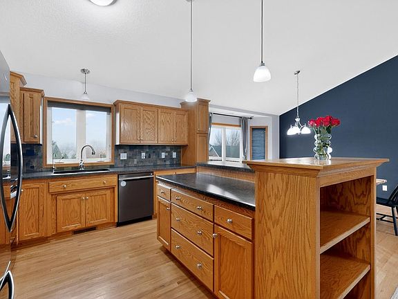 5th image of 2469 Boulder Ridge Dr NW