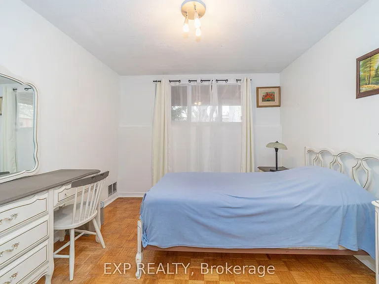 21 Southview Cres — Photo 21